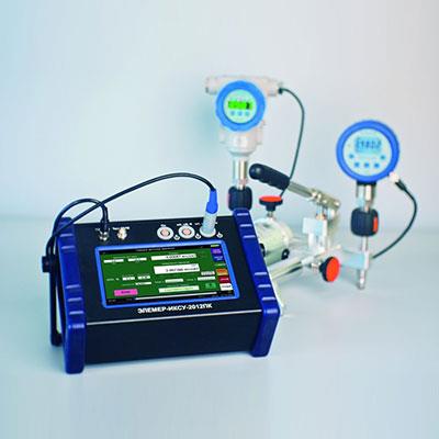 防水工業(yè)連接器.jpg