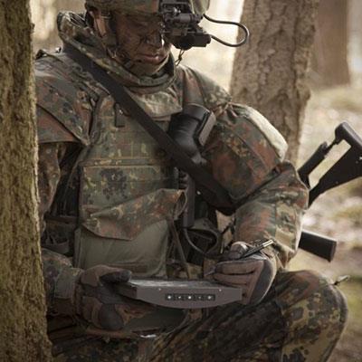 軍工夜視鏡